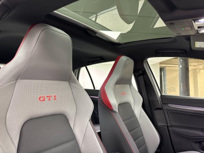 2026 Volkswagen Golf GTI SE