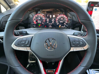 2026 Volkswagen Golf GTI SE