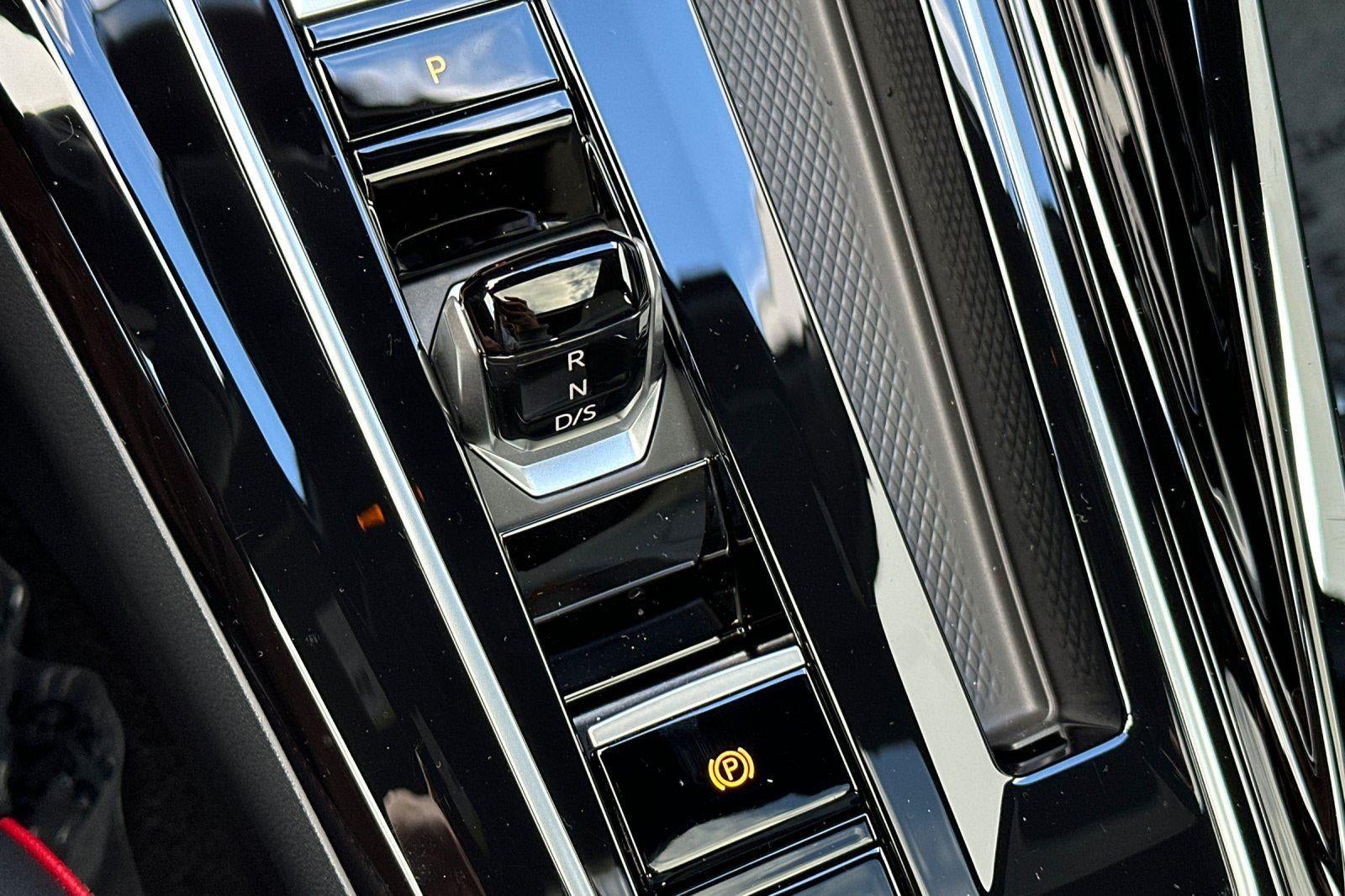 2026 Volkswagen Golf GTI SE