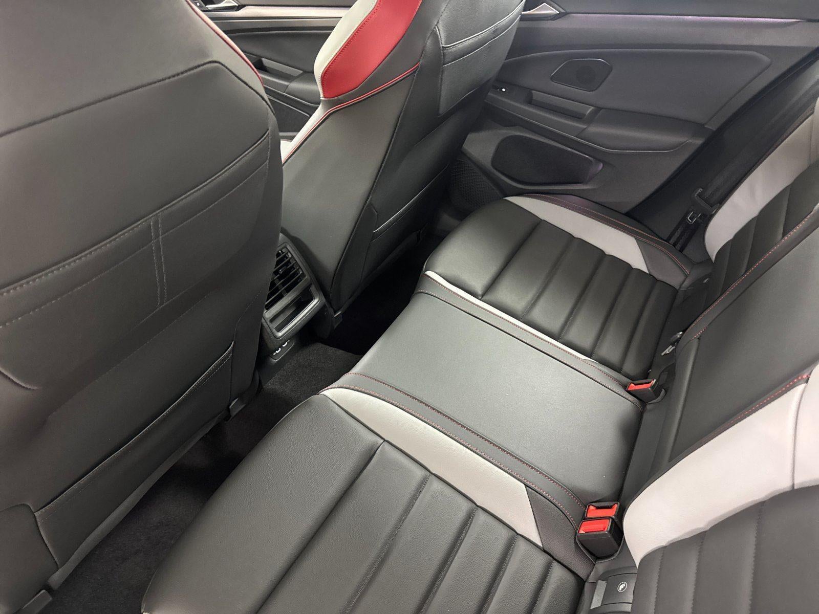 2026 Volkswagen Golf GTI SE