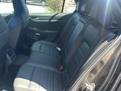2024 Volkswagen Golf R 2.0T Manual