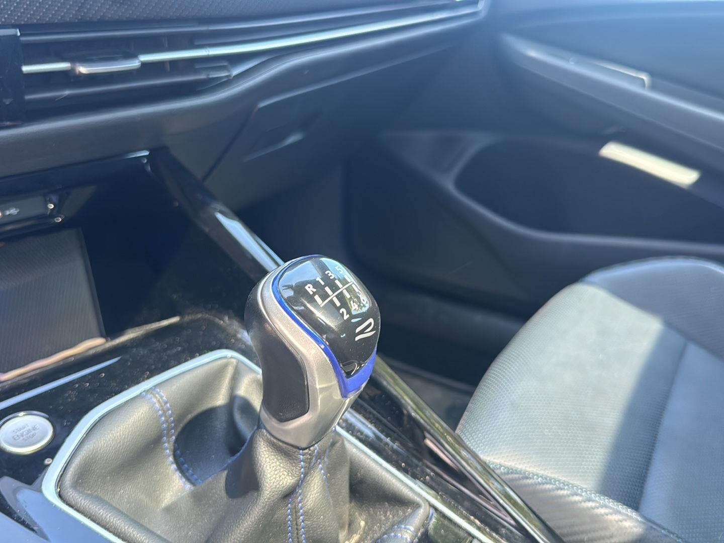 2024 Volkswagen Golf R 2.0T Manual