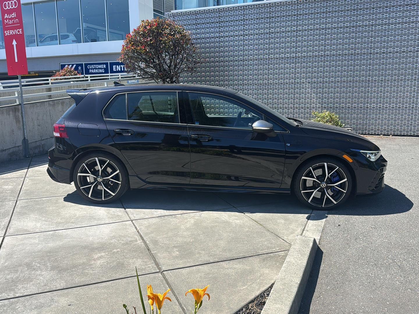 2024 Volkswagen Golf R 2.0T Manual