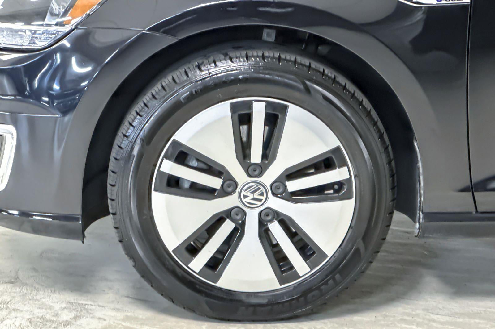 2019 Volkswagen e-Golf SE