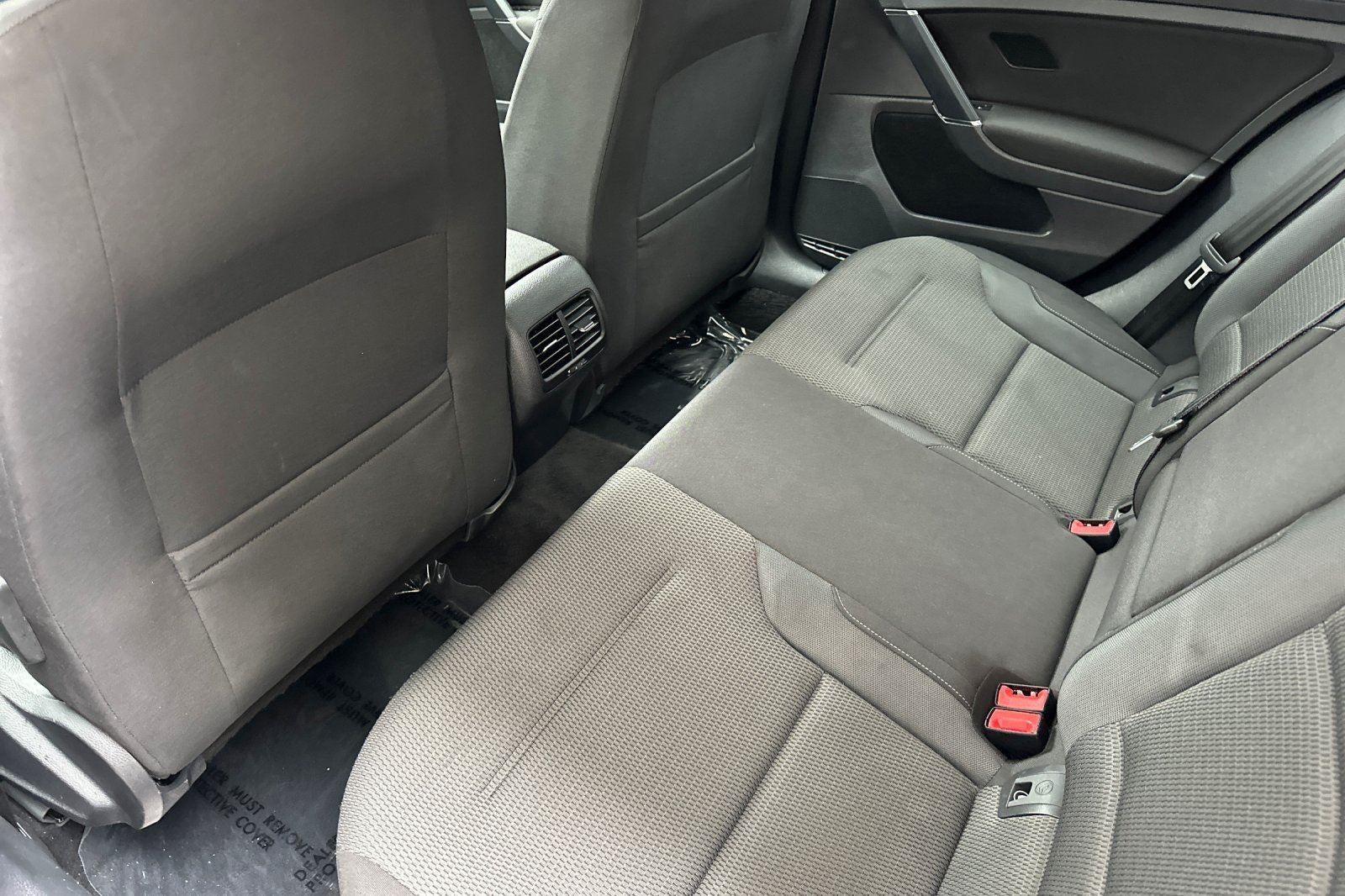 2019 Volkswagen e-Golf SE