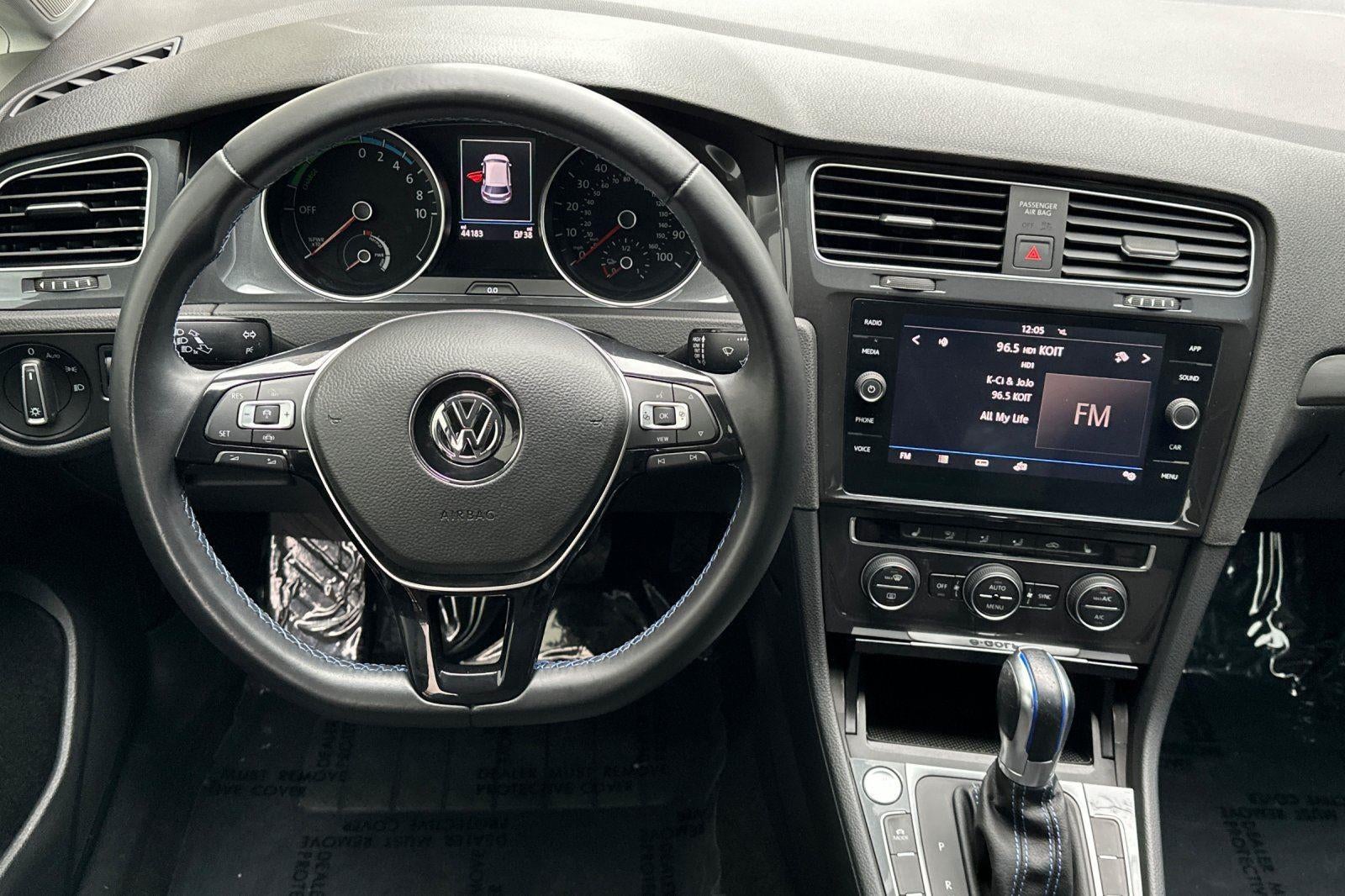 2019 Volkswagen e-Golf SE