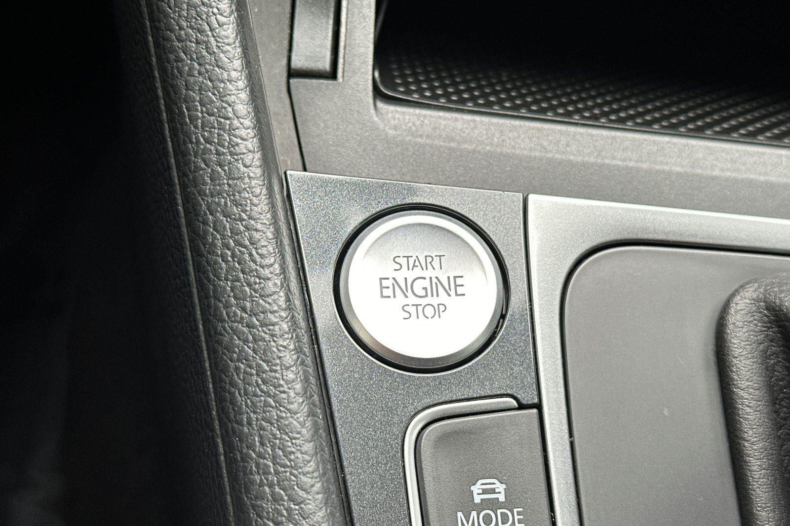 2019 Volkswagen e-Golf SE