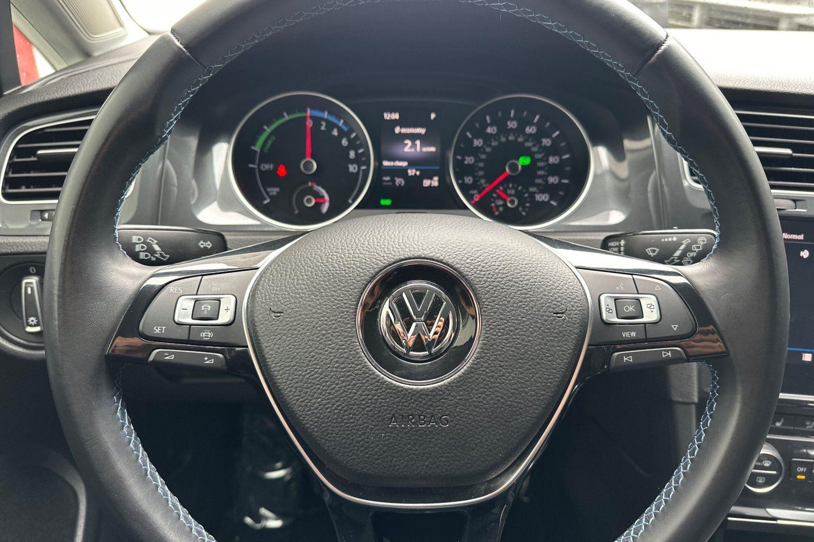 2019 Volkswagen e-Golf SE