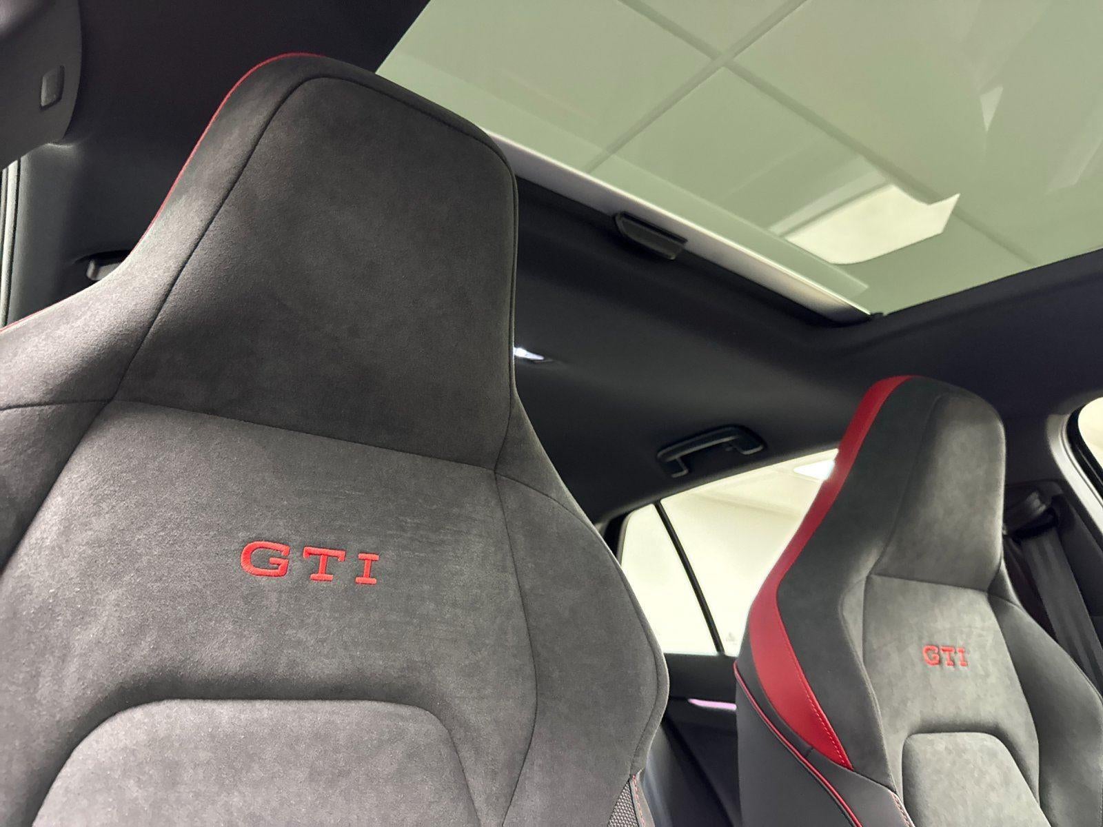 2026 Volkswagen Golf GTI SE
