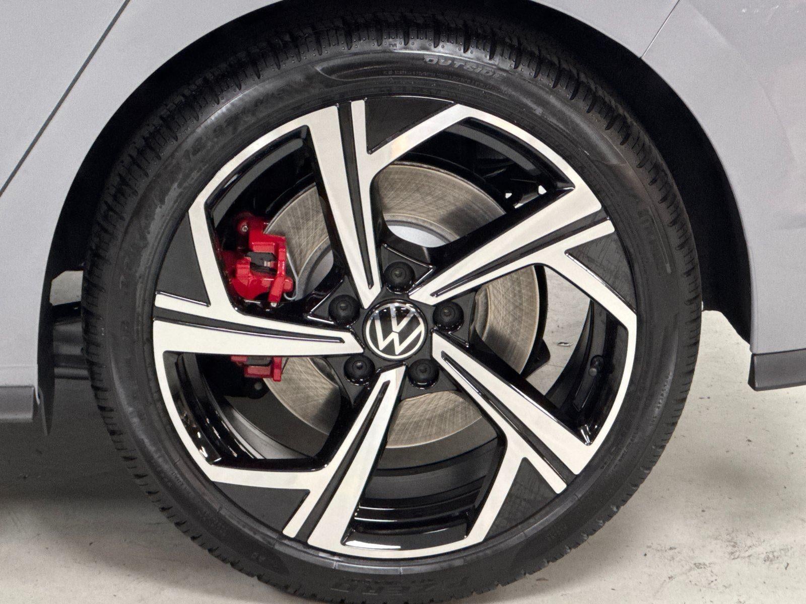 2026 Volkswagen Golf GTI SE