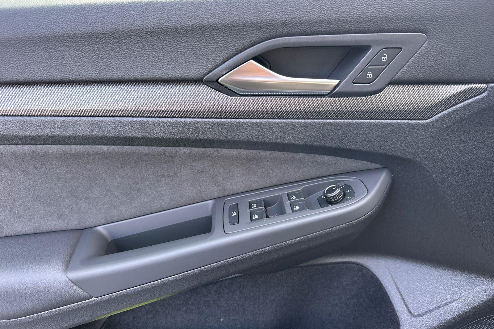 2026 Volkswagen Golf GTI SE