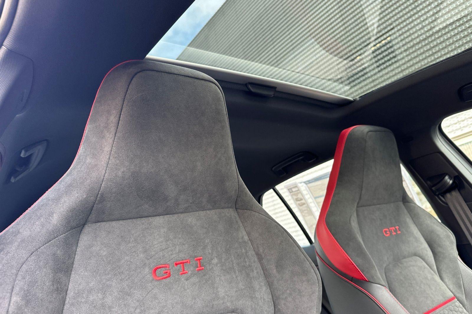 2026 Volkswagen Golf GTI SE