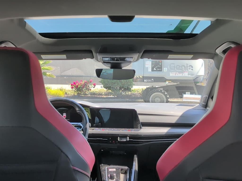 2023 Volkswagen Golf GTI Autobahn