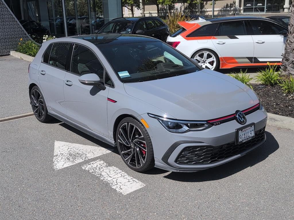 2023 Volkswagen Golf GTI Autobahn