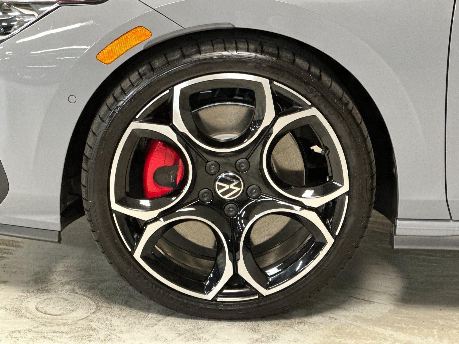 2026 Volkswagen Golf GTI Autobahn