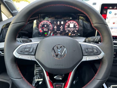 2026 Volkswagen Golf GTI Autobahn