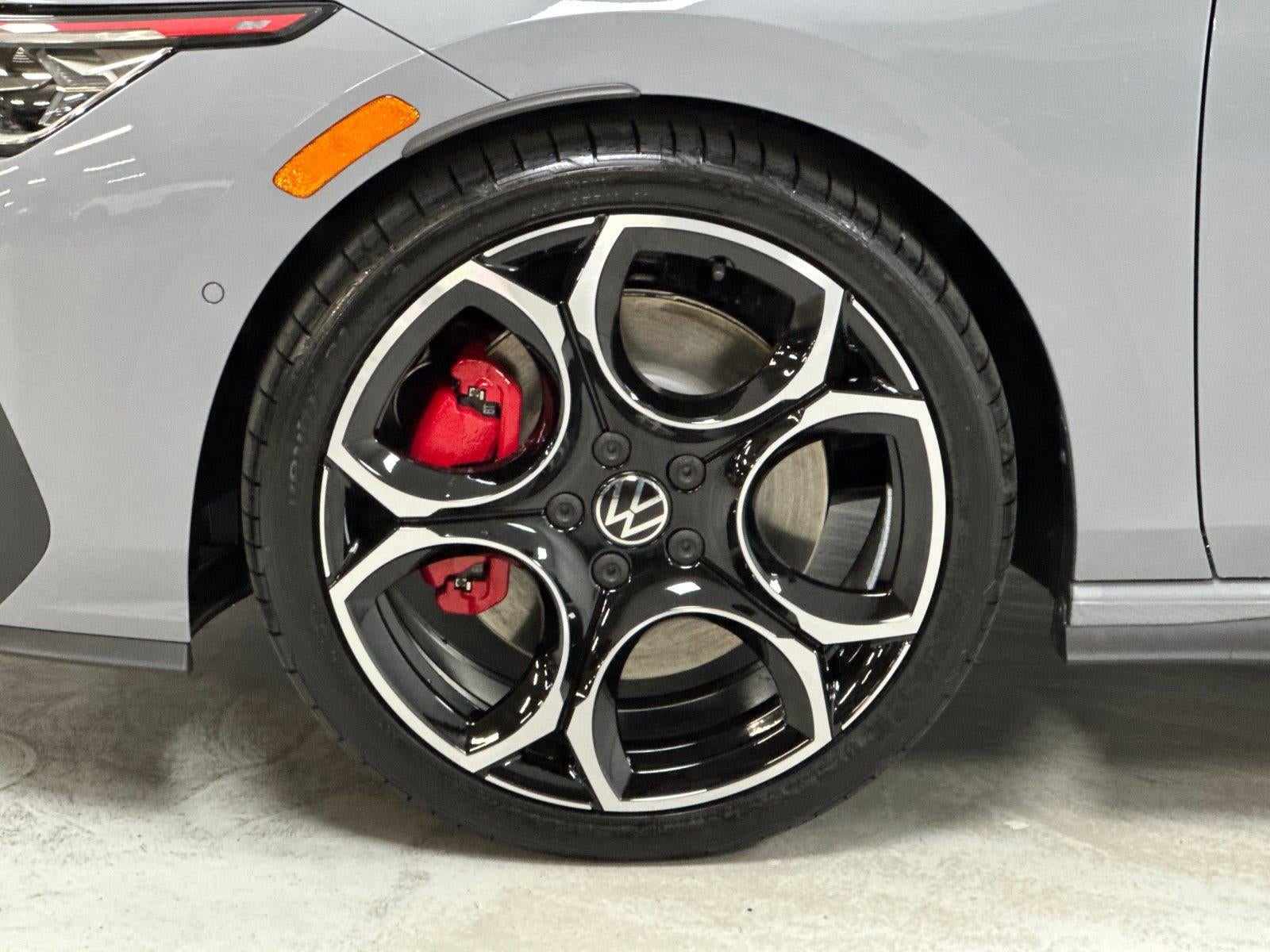 2026 Volkswagen Golf GTI Autobahn