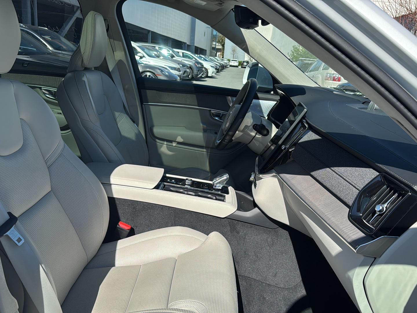 2025 Volvo XC90 Ultra