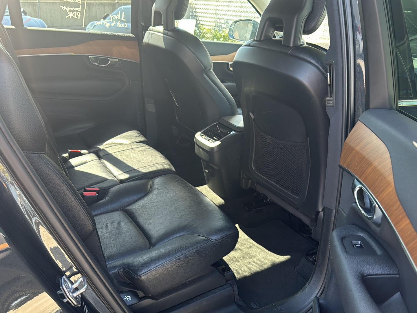 2021 Volvo Xc90 Momentum