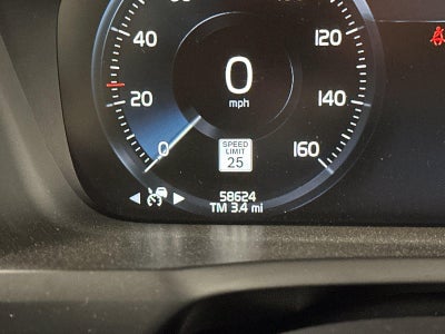 2021 Volvo Xc90 Momentum