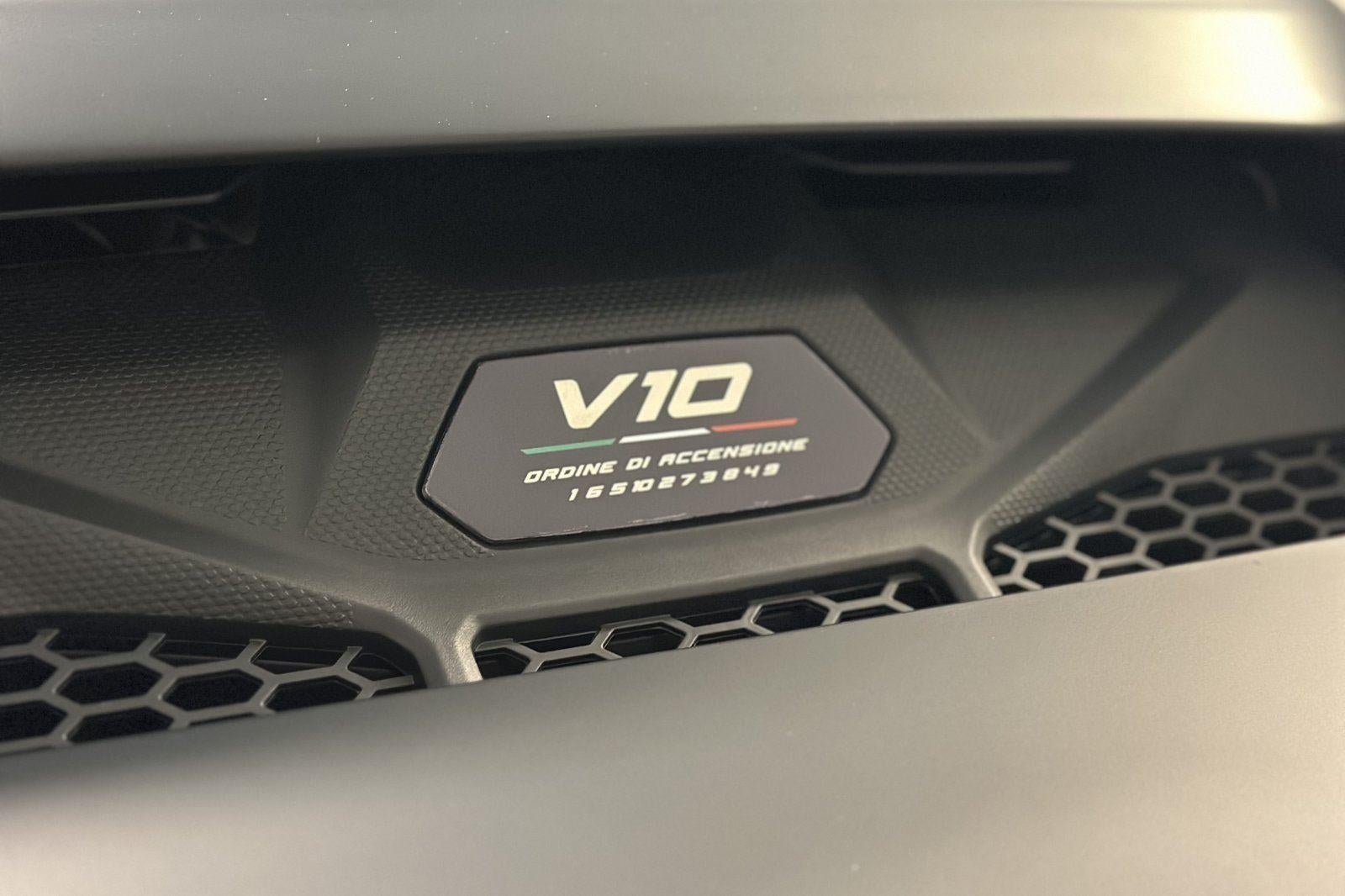 2024 Lamborghini Huracan Sterrato Coupe